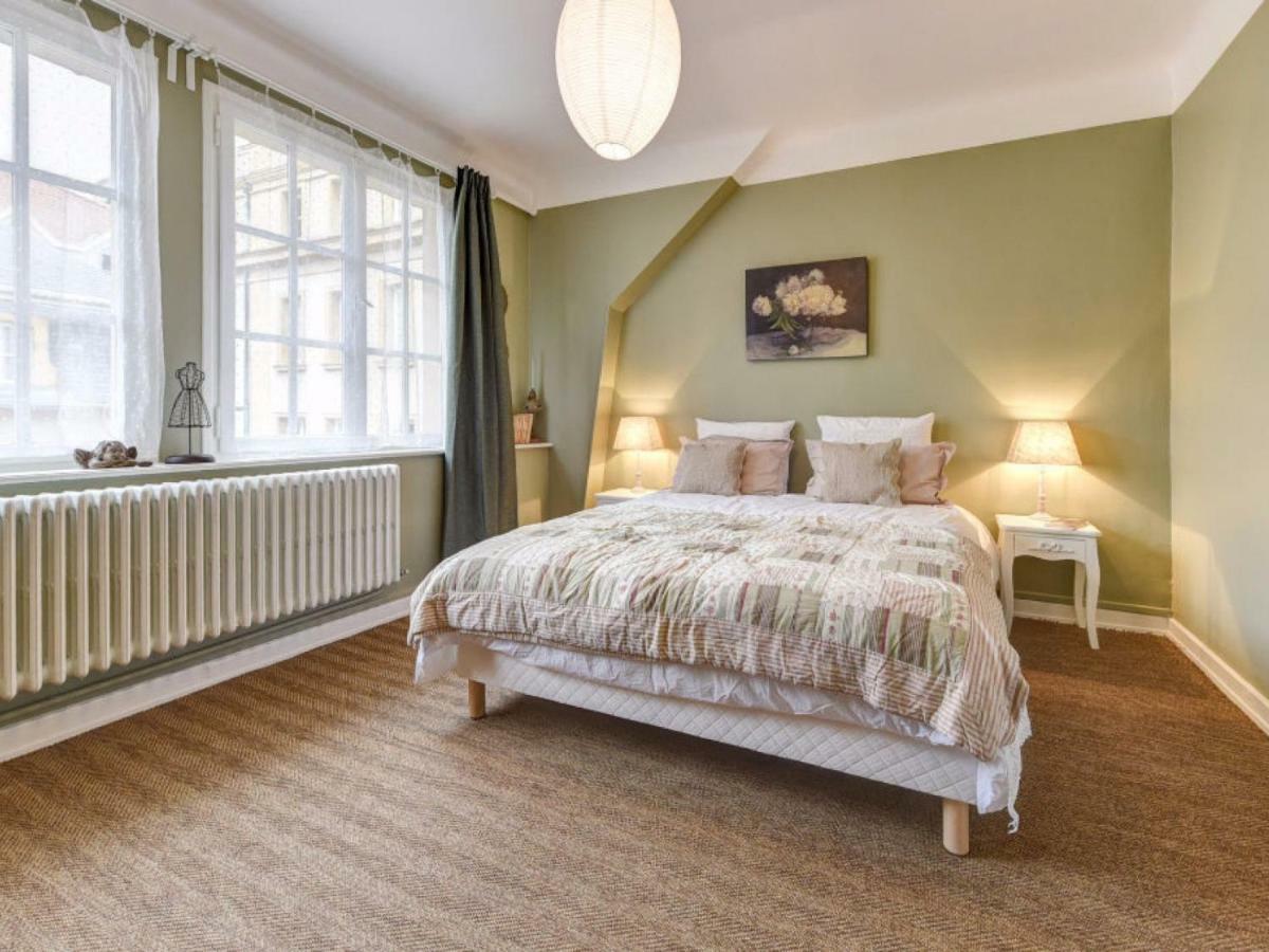 H-Bnb - Les Meubles Du 1 Bed and Breakfast Metz Kamer foto