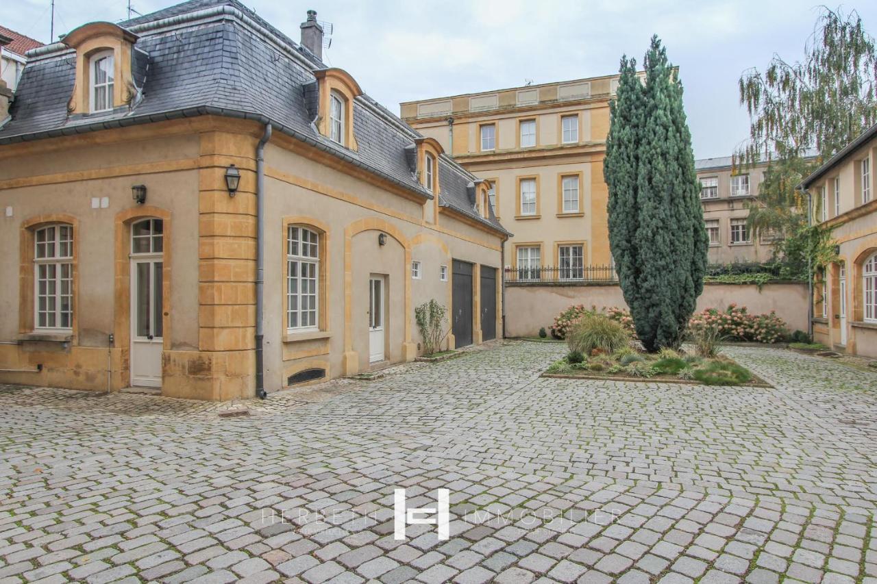 H-Bnb - Les Meubles Du 1 Bed and Breakfast Metz Buitenkant foto